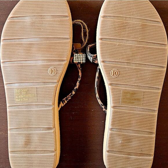 SEVEN7 Women's New In Bag Cheetah Rhinestone Faux Leather Thong/Sandal - Picture 14 of 16